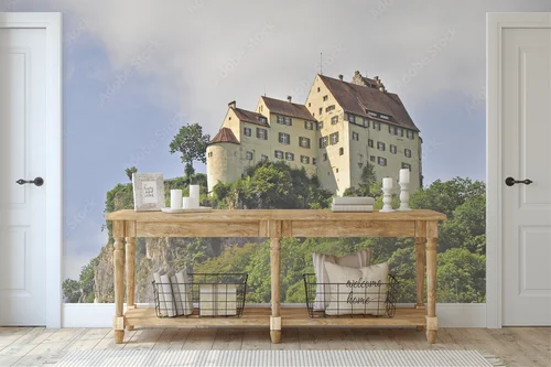 Zamek Werenwag w harmonijnych odcieniach szarości