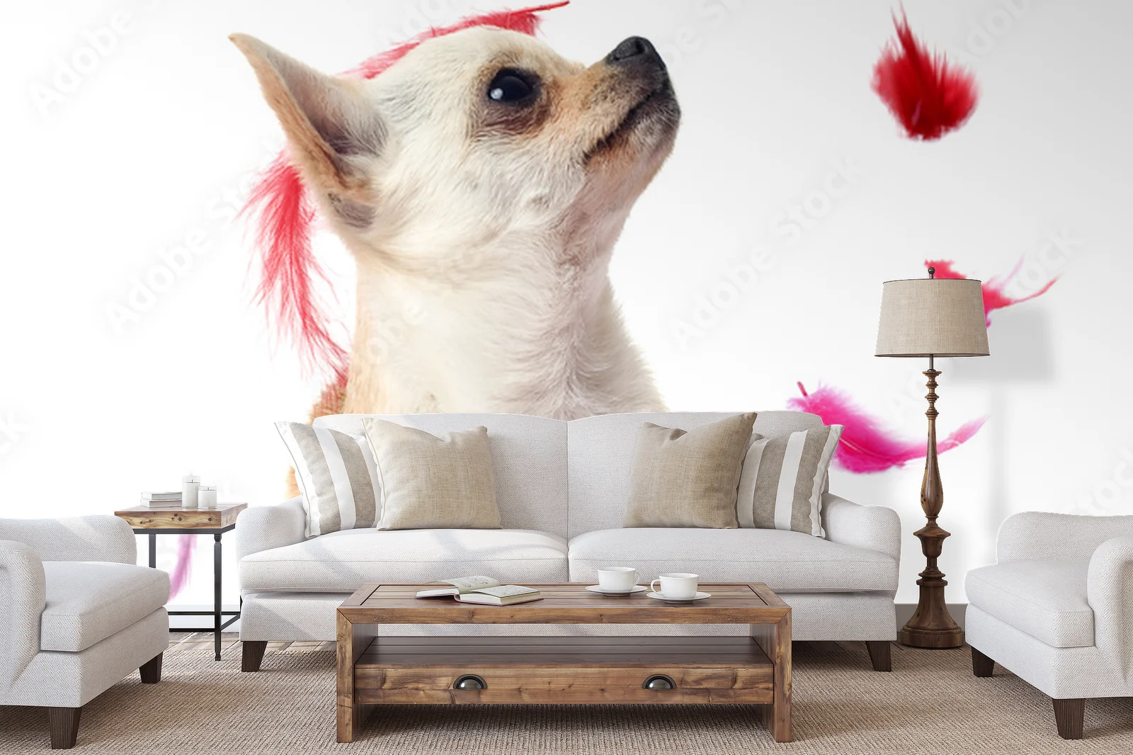 Radosne chwile z eleganckim chihuahua w różowych piórach