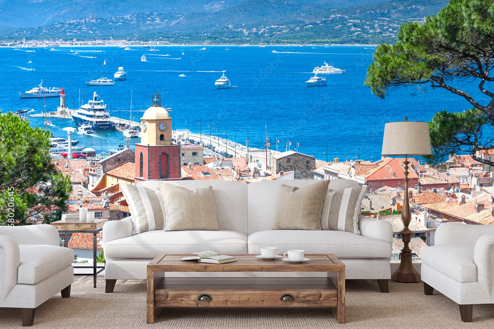 Panoramiczny widok na zatokę Saint-Tropez