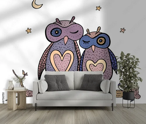 Urokliwe sowy na tle nocnego nieba