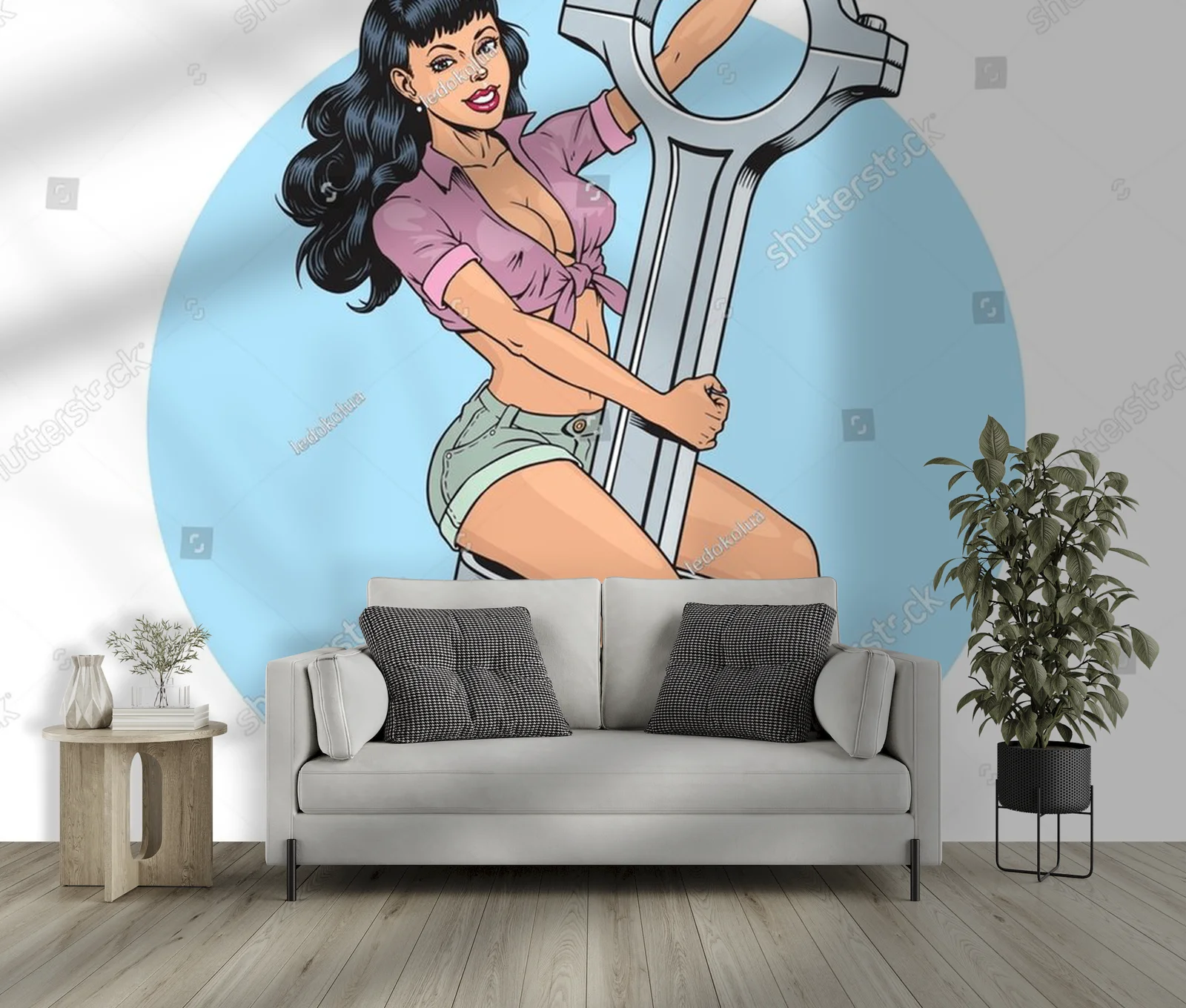 Zmysłowa pin-up w retro stylu przy silniku