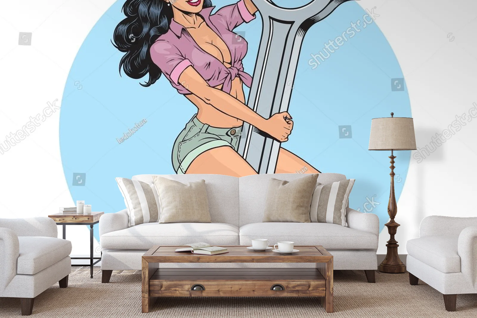 Zmysłowa pin-up w retro stylu przy silniku