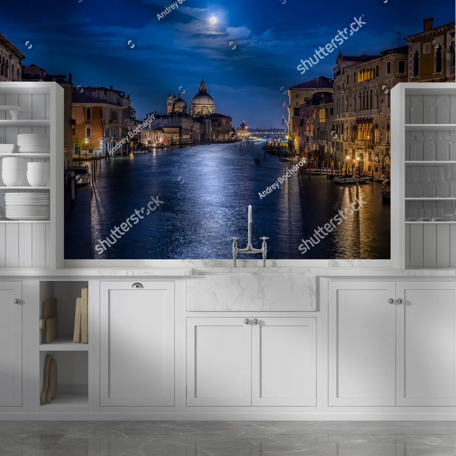 Romantyczny blask księżyca nad Grand Canal w Wenecji