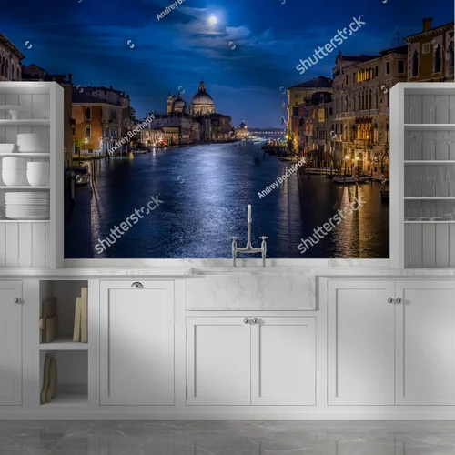 Romantyczny blask księżyca nad Grand Canal w Wenecji