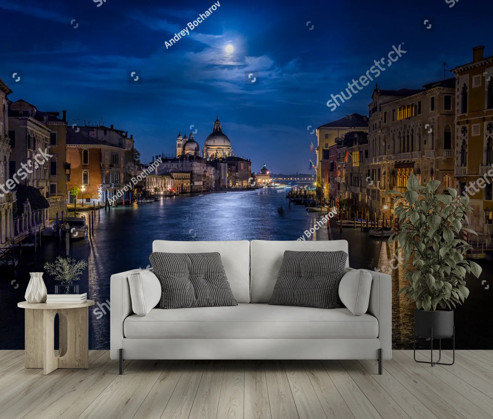 Romantyczny blask księżyca nad Grand Canal w Wenecji
