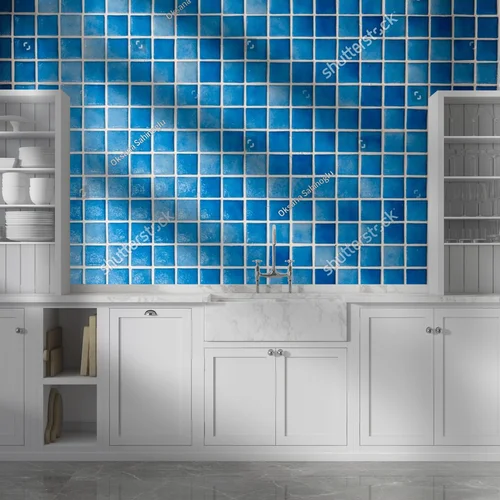 Niebieskie mozaiki: morskie inspiracje w designie