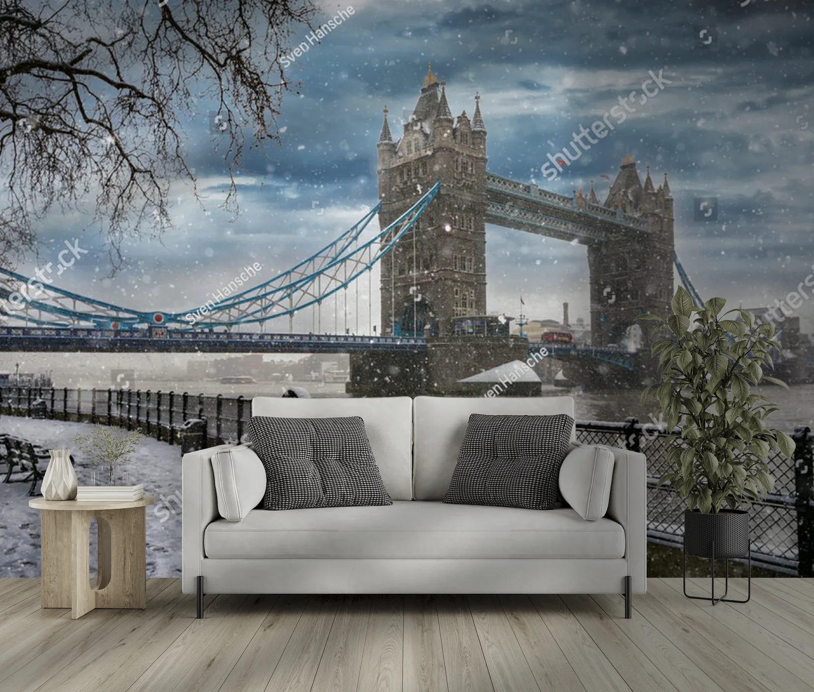 Zimowy urok Tower Bridge w Londynie