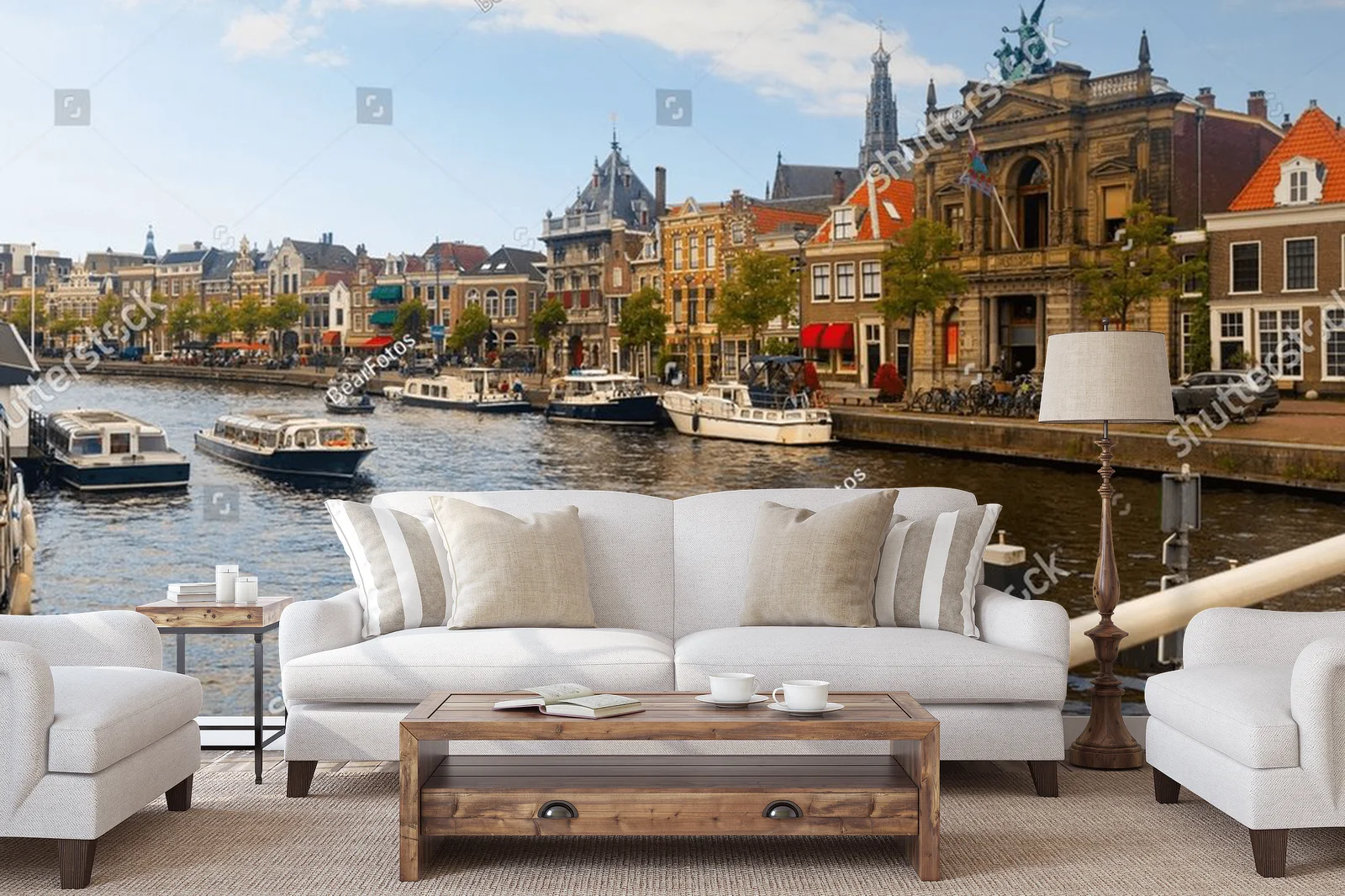 Urokliwe miasteczko Haarlem nad rzeką Spaarne