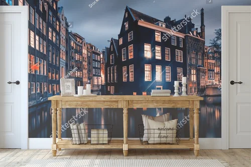 Wieczorna magia Amsterdamu nad kanałami