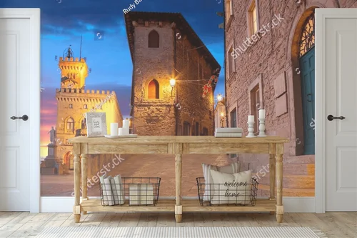 Malowniczy zachód słońca nad San Marino