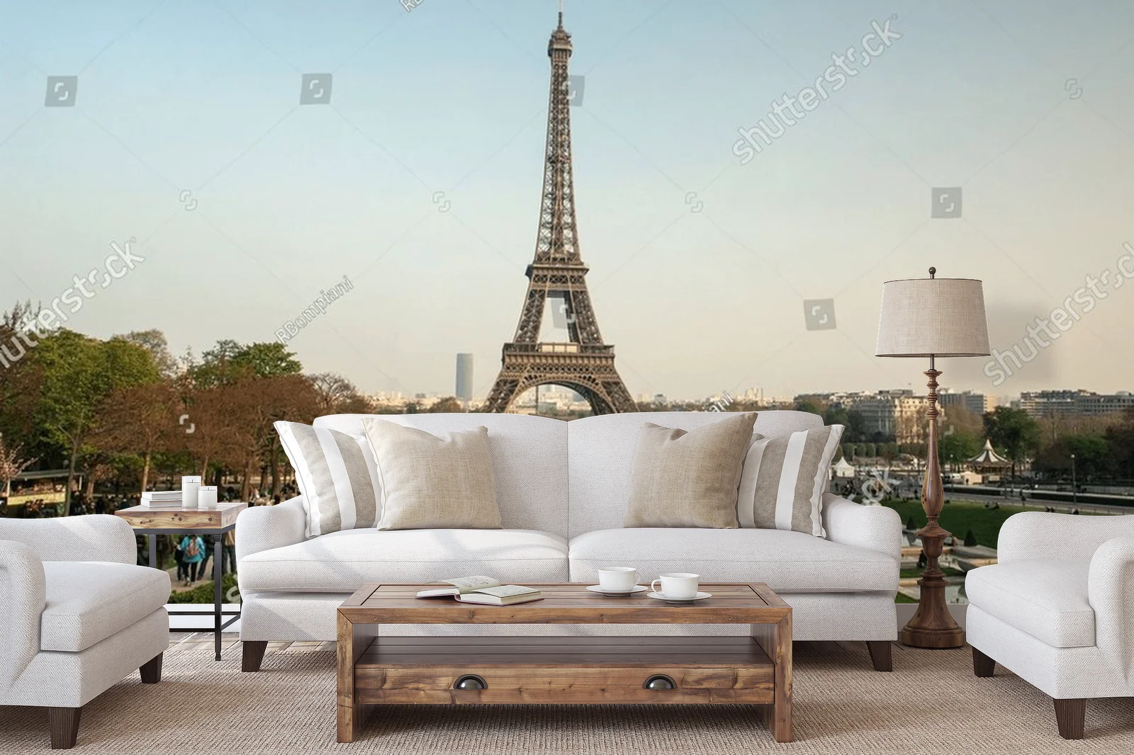 Eiffel Tower: Romantyzm Paris 2024