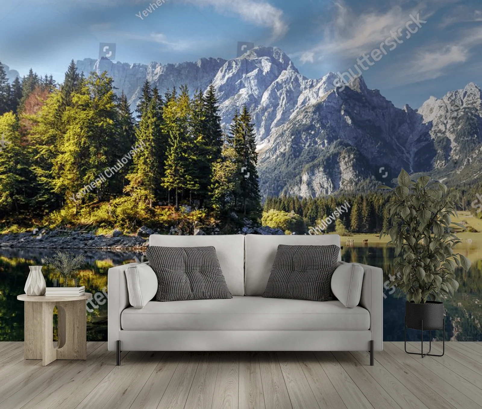 Zachwycająca jesienna panorama jeziora Fusine