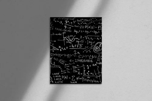 Matematyczna harmonia w klasycznej czerni