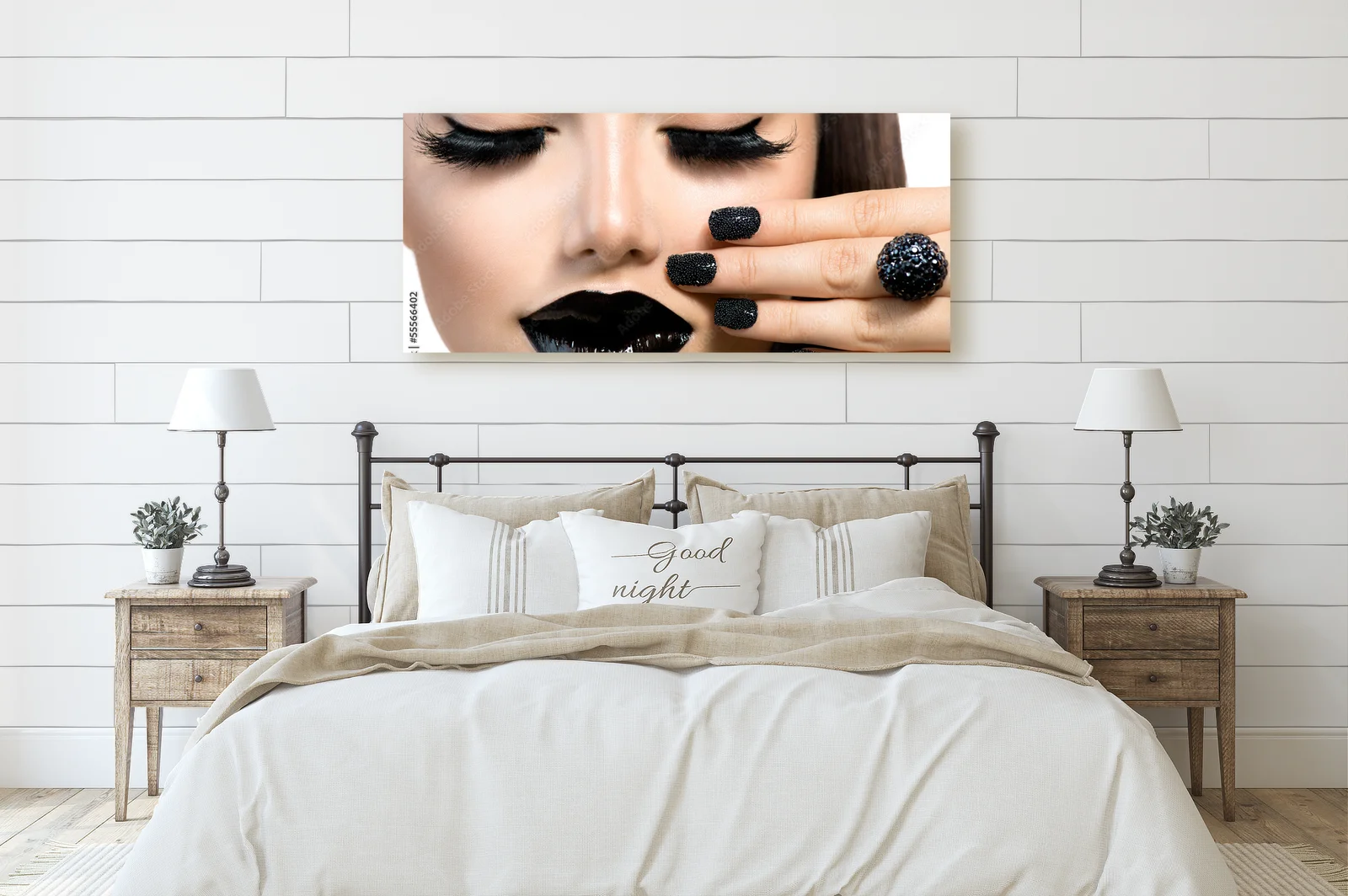 Glamour i elegancja - czarna manicure w stylu