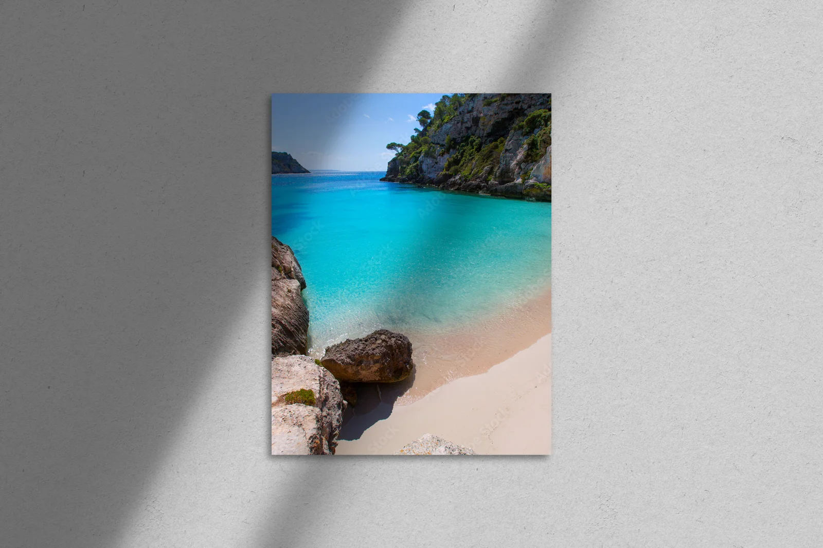 Cala Macarelleta: Błękitne Marzenie Menorki