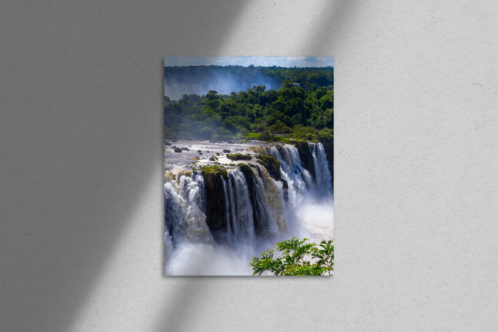 Majestatyczne wodospady Iguazu w amerykańskim raju