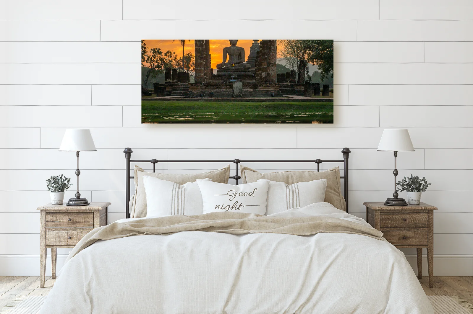 Niezwykła atmosfera świątyni w Sukhothai