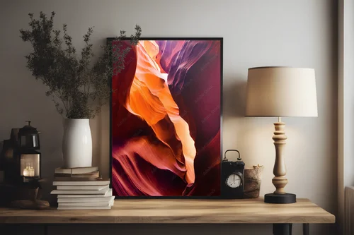 Odkryj magię Antelope Canyon w głębokich barwach