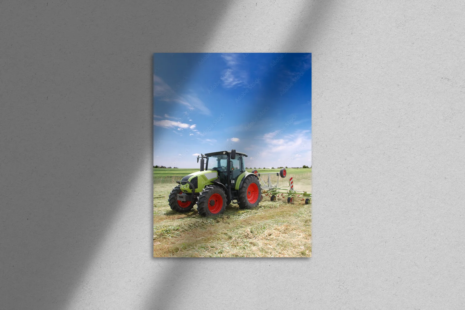 Nowoczesny traktor w letnich barwach natury
