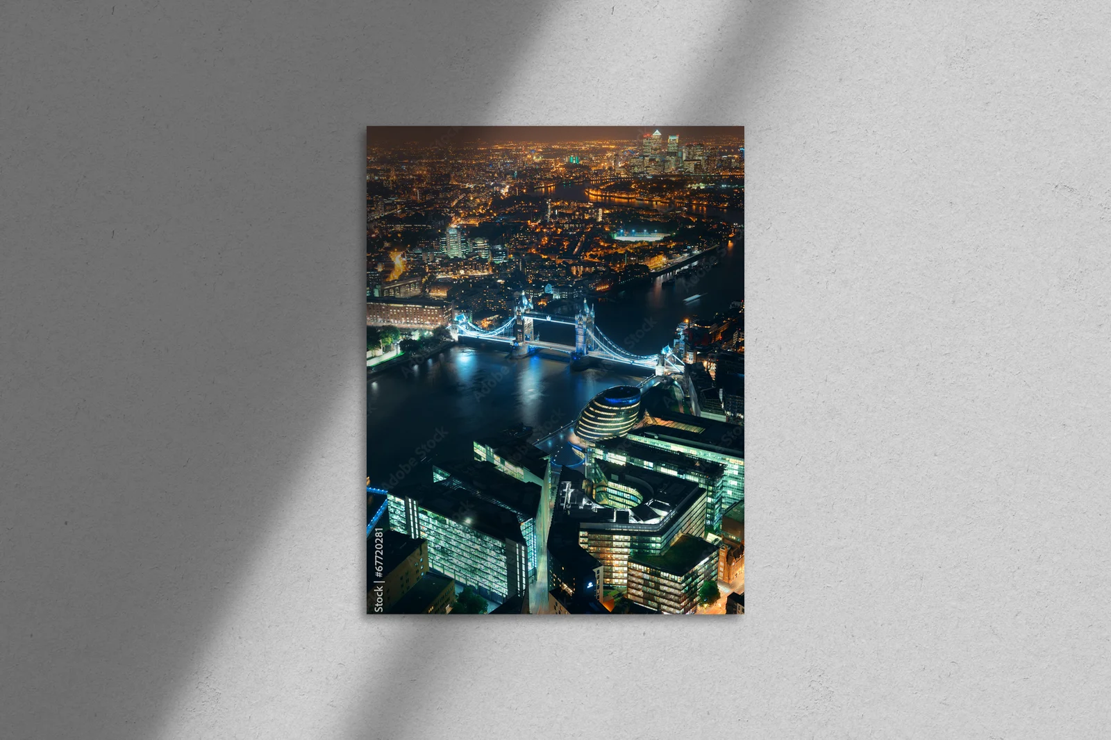 Urok Londynu w nocnej panoramie