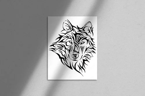 Fierce Wolf Emblem in Striking Black and White