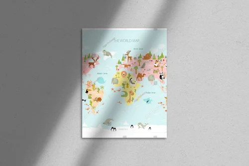 Kolorowa mapa świata z bajkowymi zwierzętami dla dzieci