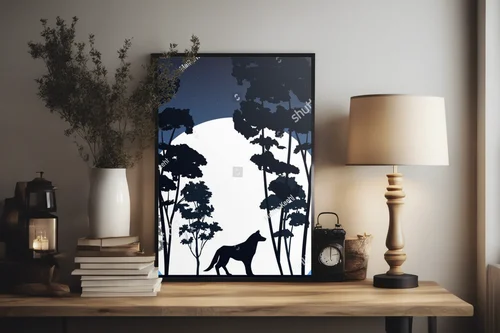 Samotny wilk pod nocnym niebem