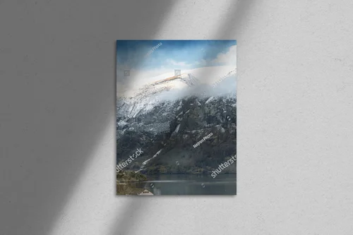 Majestatyczne góry nad fiordem Aurlandsfjord