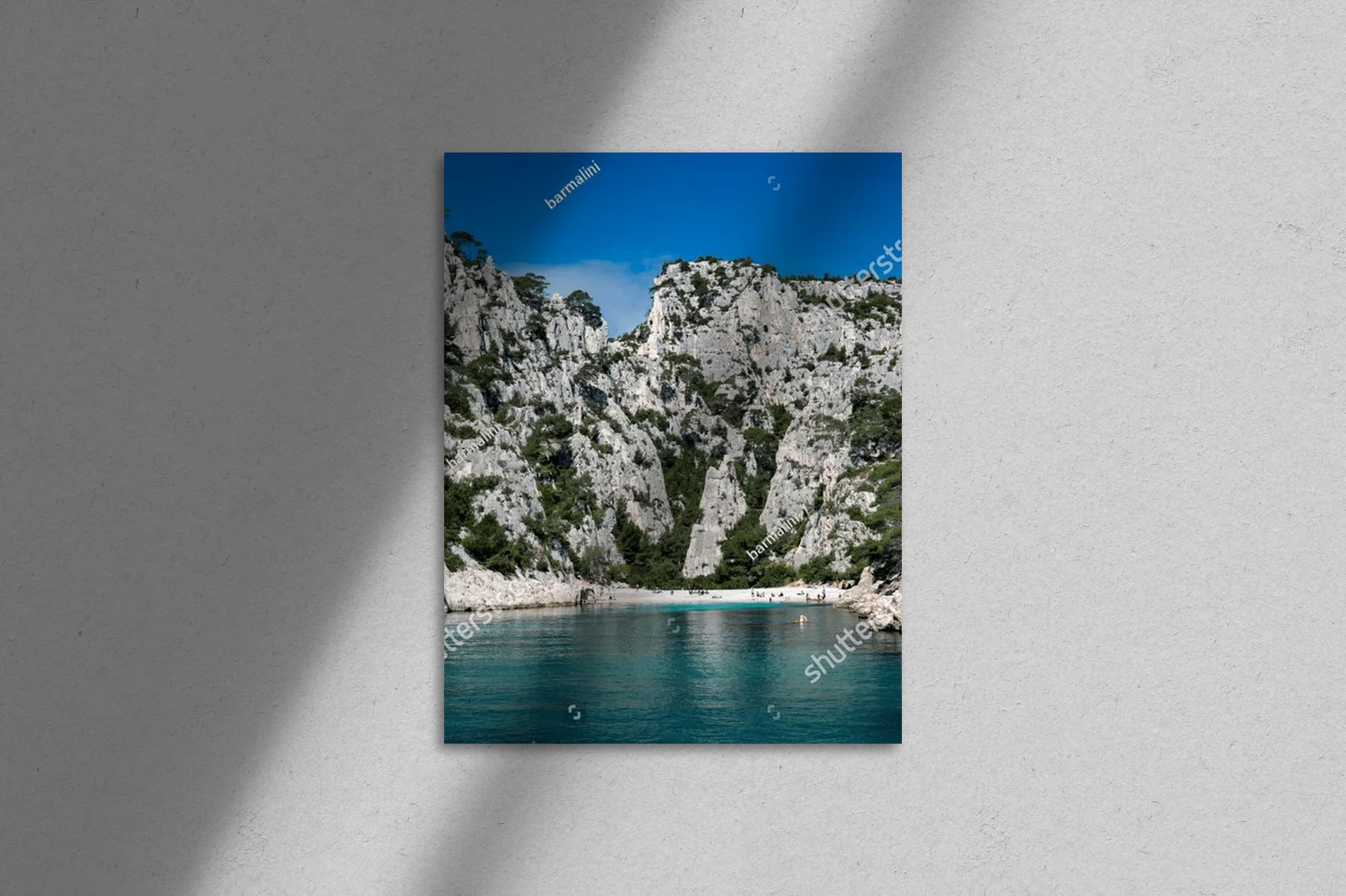 Zachwycający widok na Calanque d'En-vau