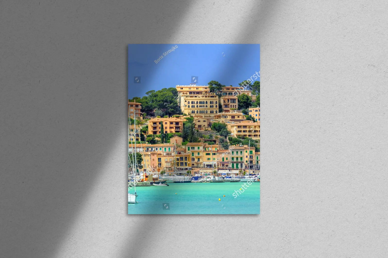 Zachwycająca panorama Port de Soller w balearskich błękitach