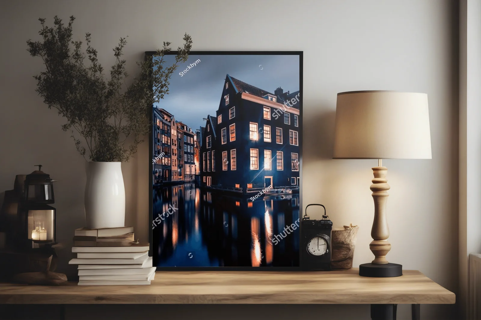 Wieczorna magia Amsterdamu nad kanałami