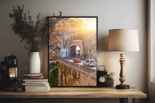 Urokliwe tunele Amalfi - podróż do słońca