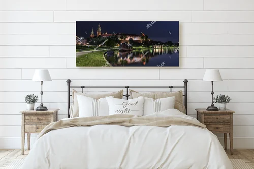 Urok nocnego Wawelu ponad Wistulą