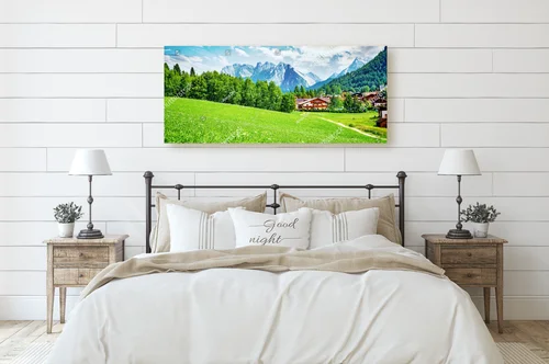 Urokliwy widok na alpejską wioskę Seefeld