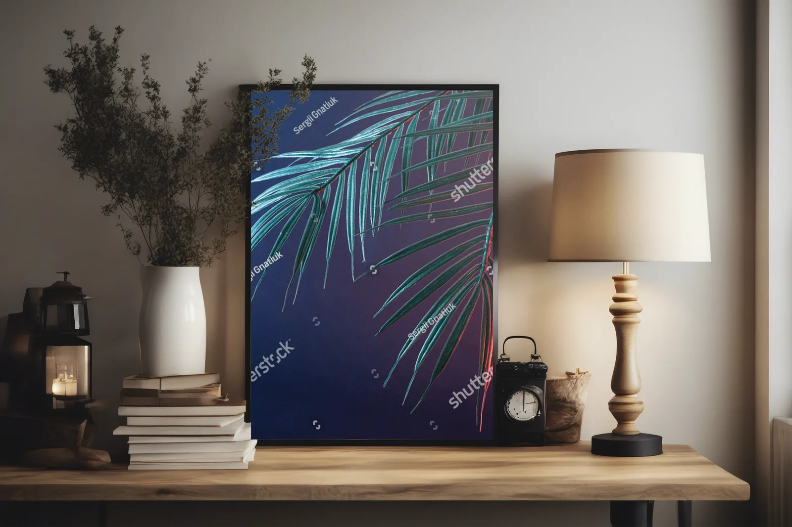 Neonowe palmy w vintage'owej atmosferze