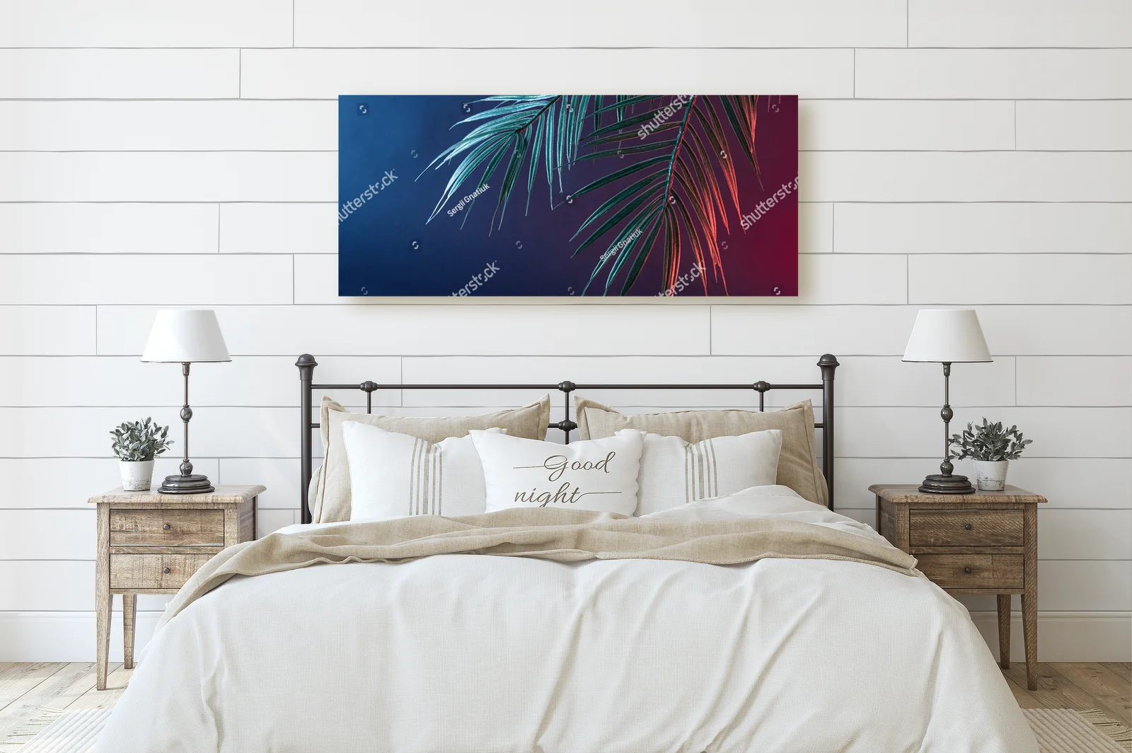Neonowe palmy w vintage'owej atmosferze
