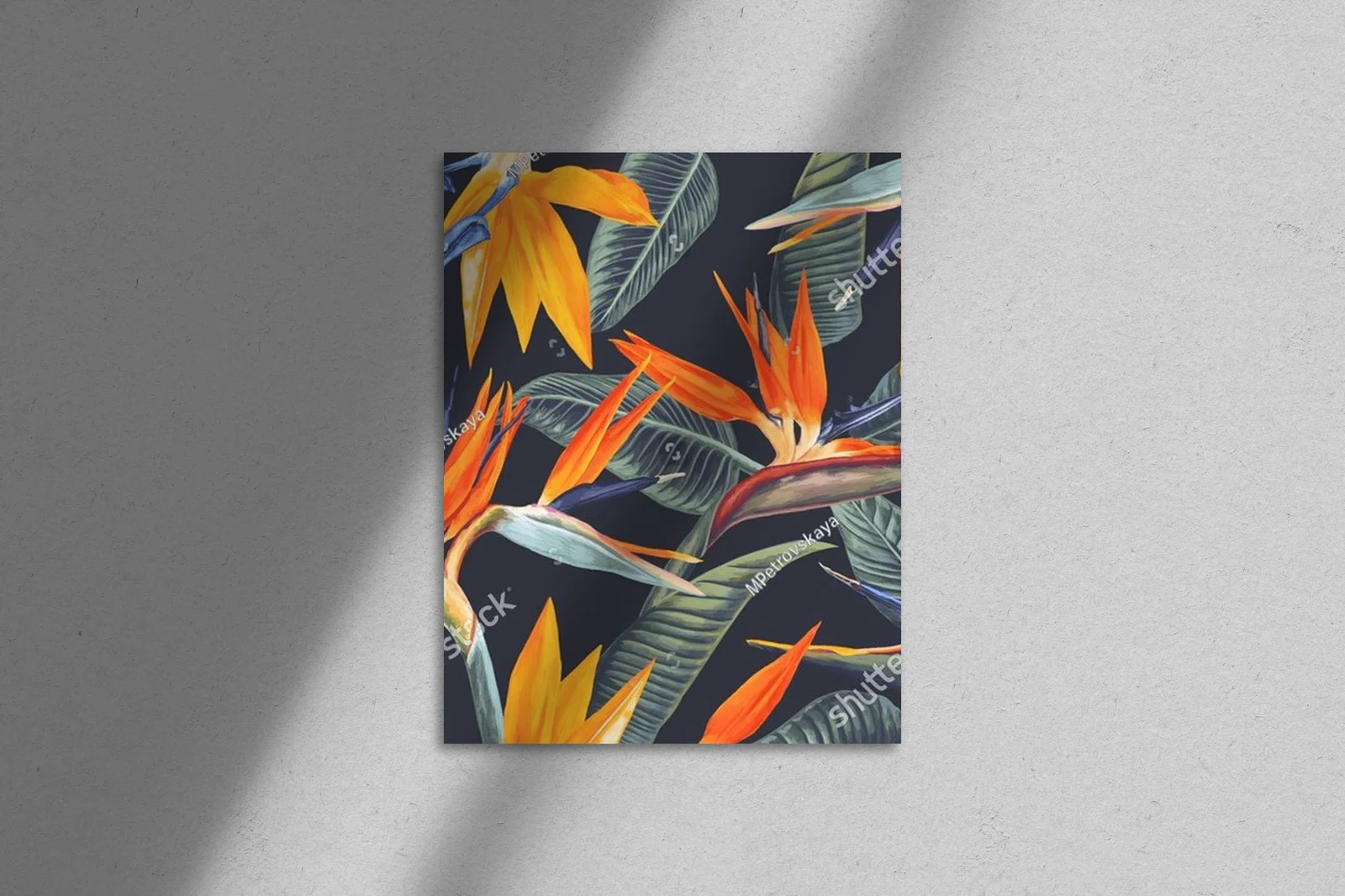 Rajska kompozycja Strelitzia w tropikalnych barwach