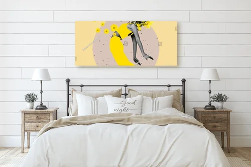 Kwiatowy surrealizm w odcieniach delikatnego żółtego