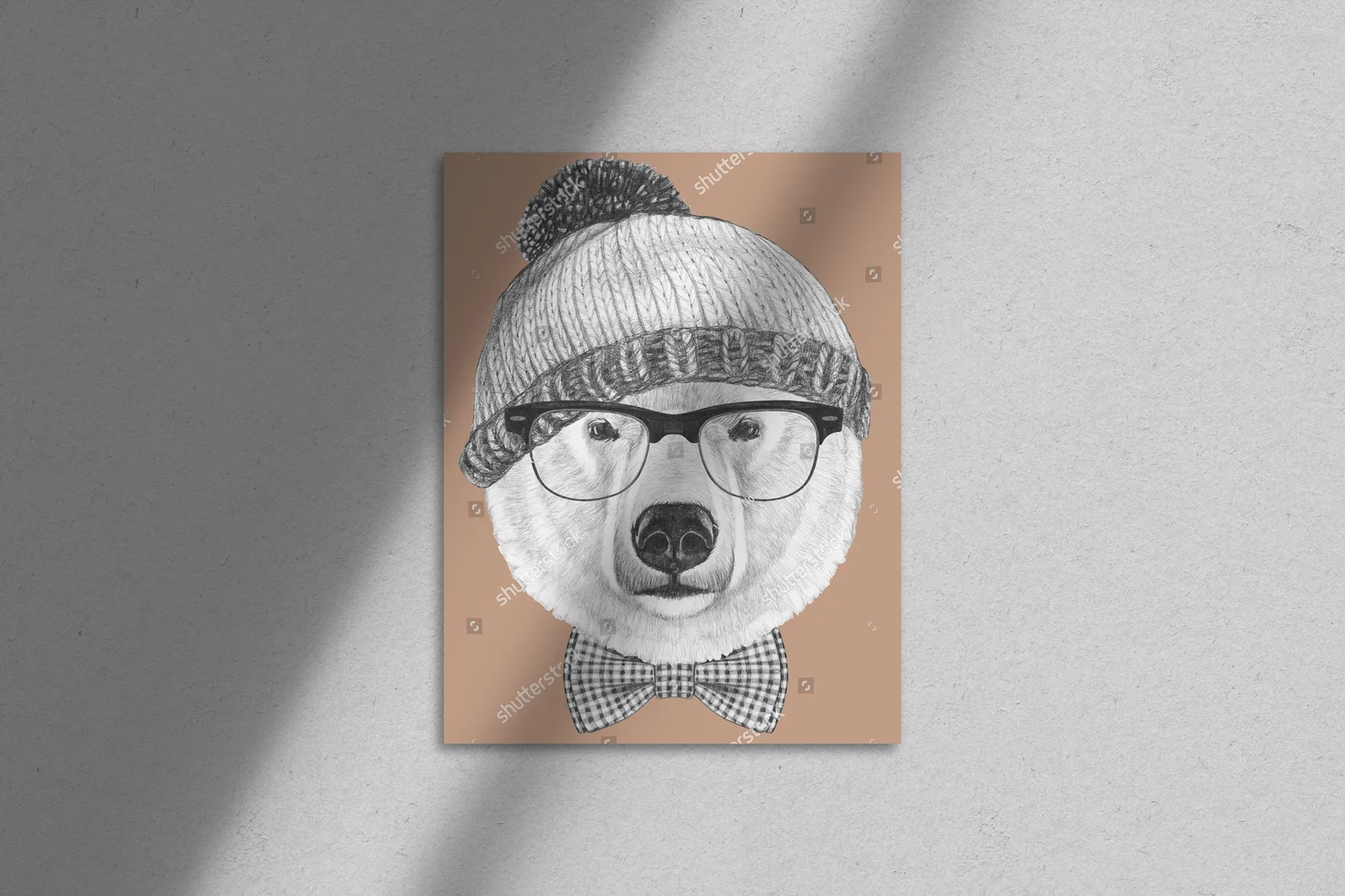 Urokliwy portret białego misia w zimowej stylizacji