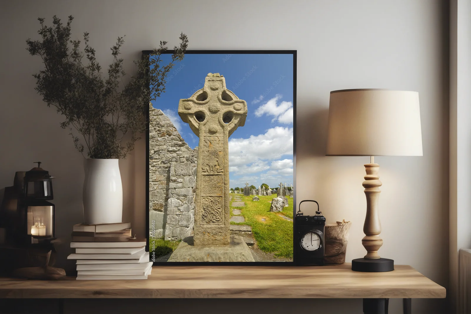 Celtycki krzyż Clonmacnoise: Esencja Irlandii