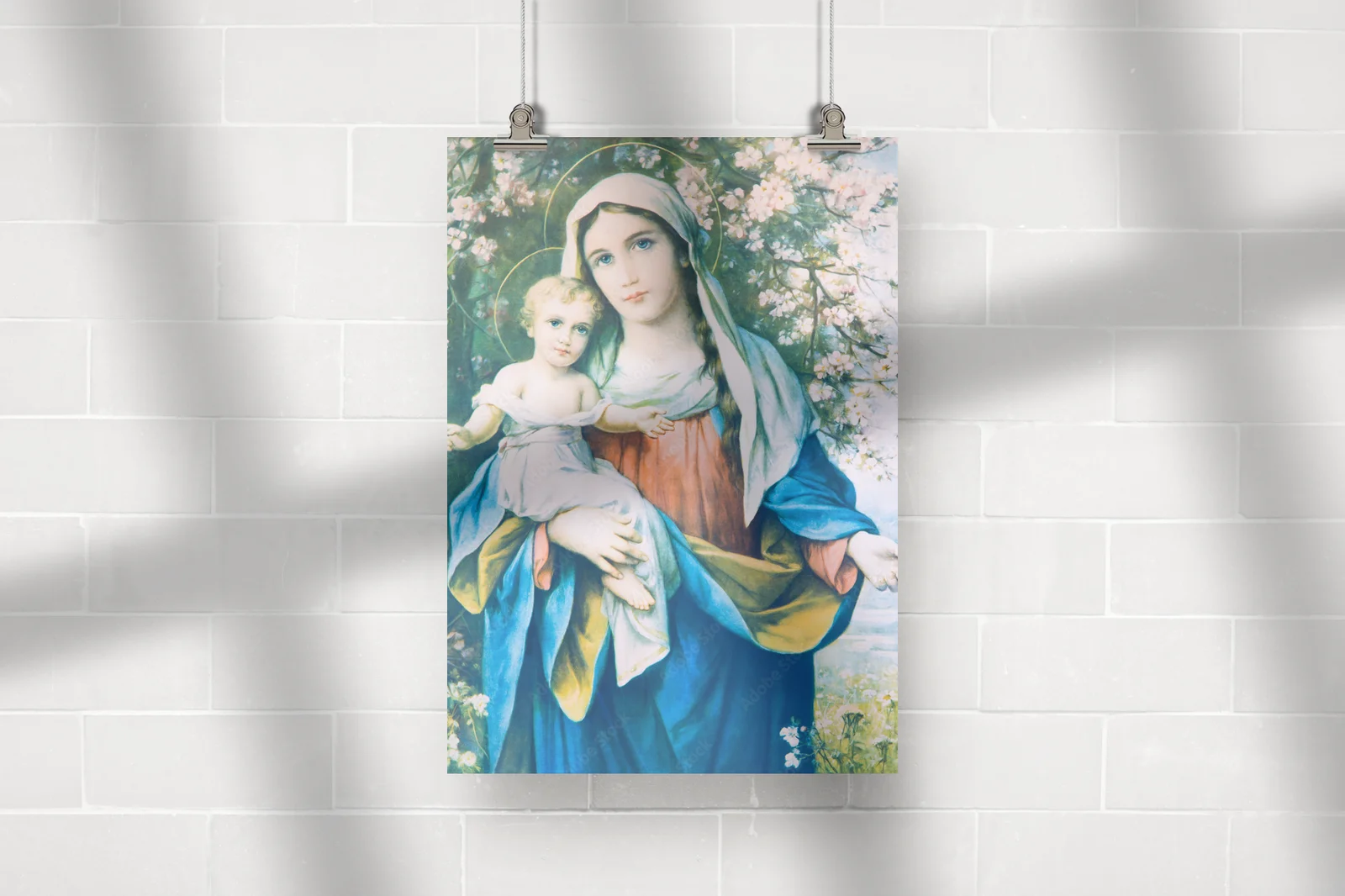 Madonna z Dzieciątkiem w kwiatach – subtelna harmonia