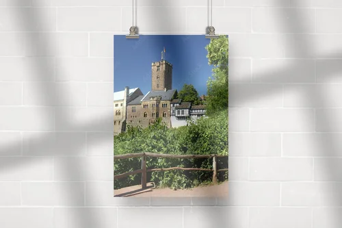 Zachwycająca panorama Wartburga w niebieskiej tonacji