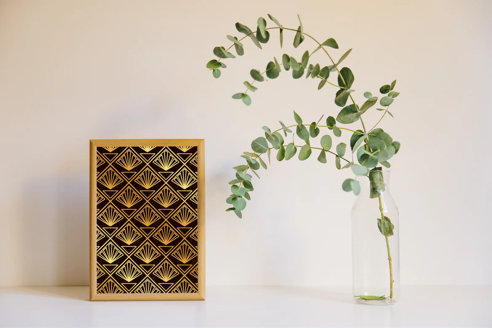 Elegancja i symetria w stylu art deco