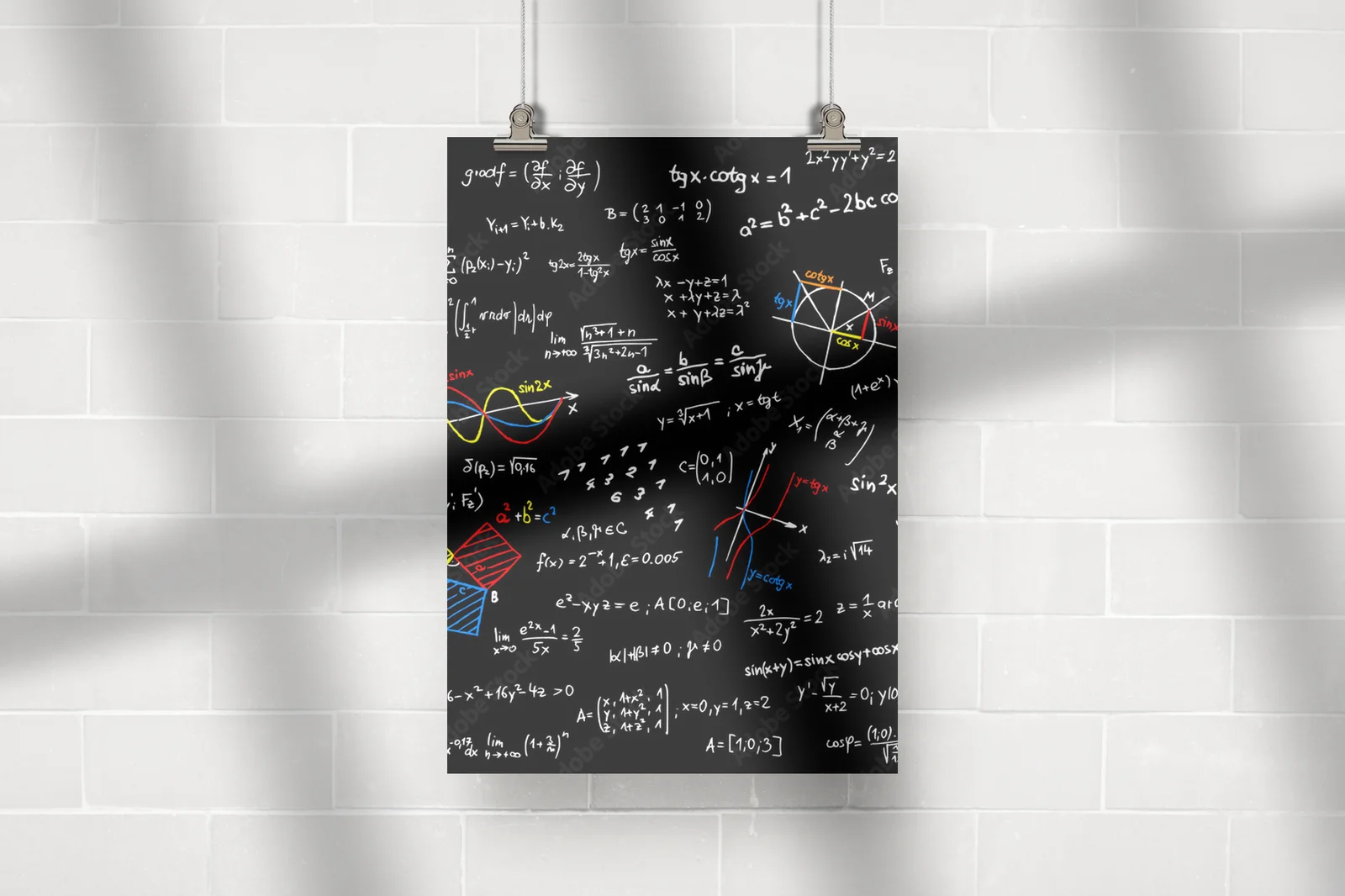 Czarne tablice pełne matematycznych szkiców