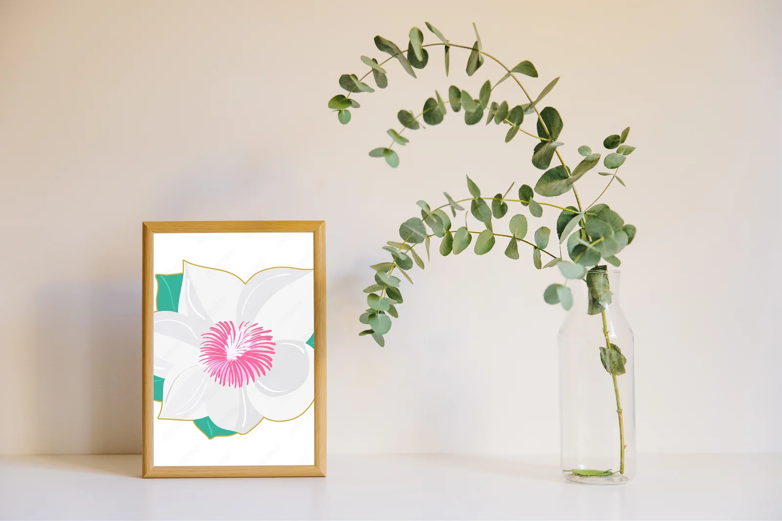Elegancka magnolia w białych odcieniach