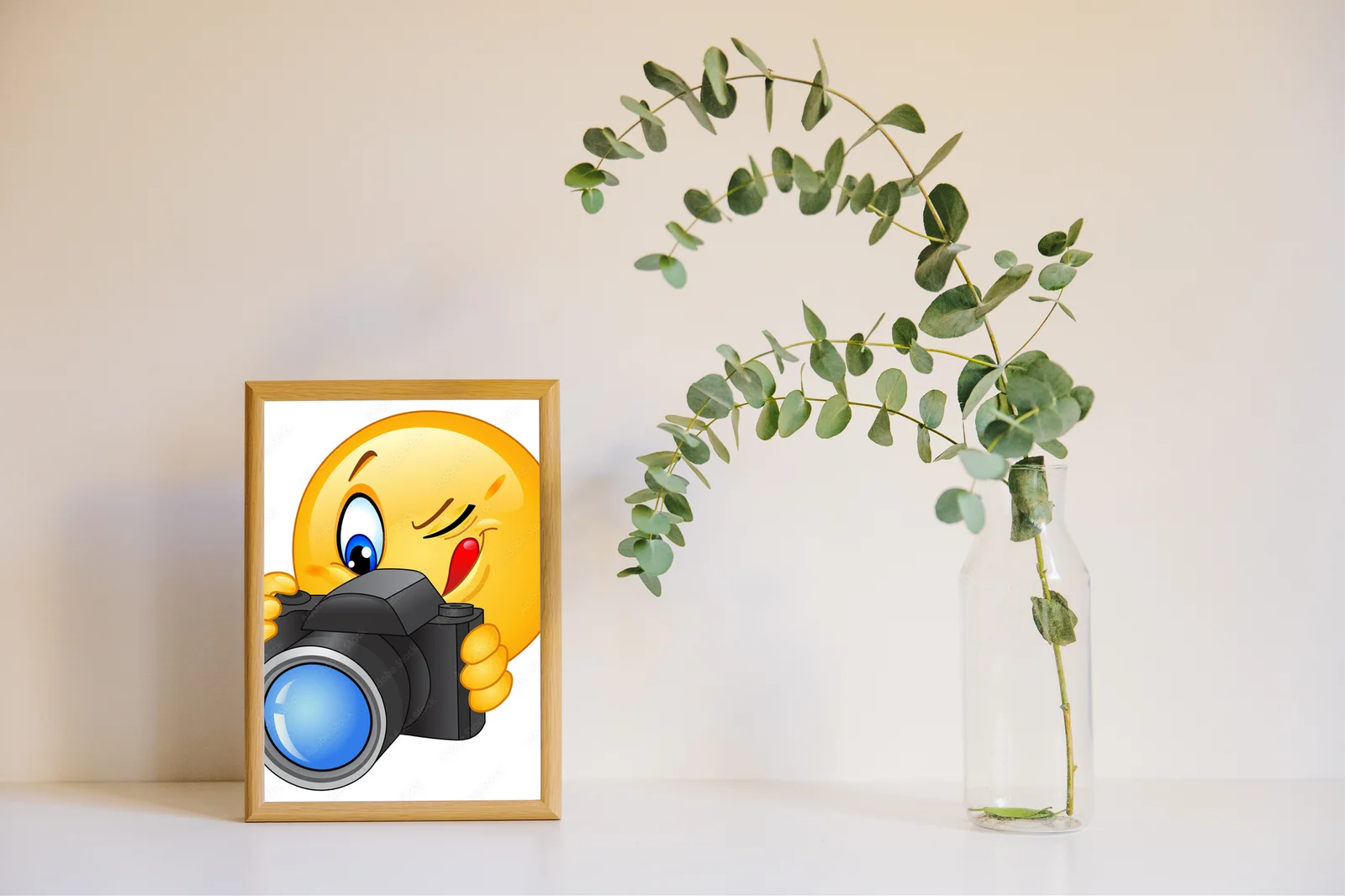 Radosne emocje w minimalistycznej formie