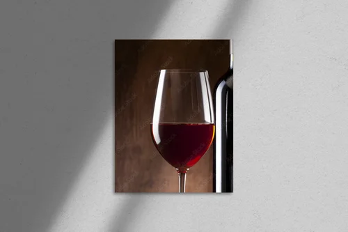 Elegancka ciemność w atmosferze wina