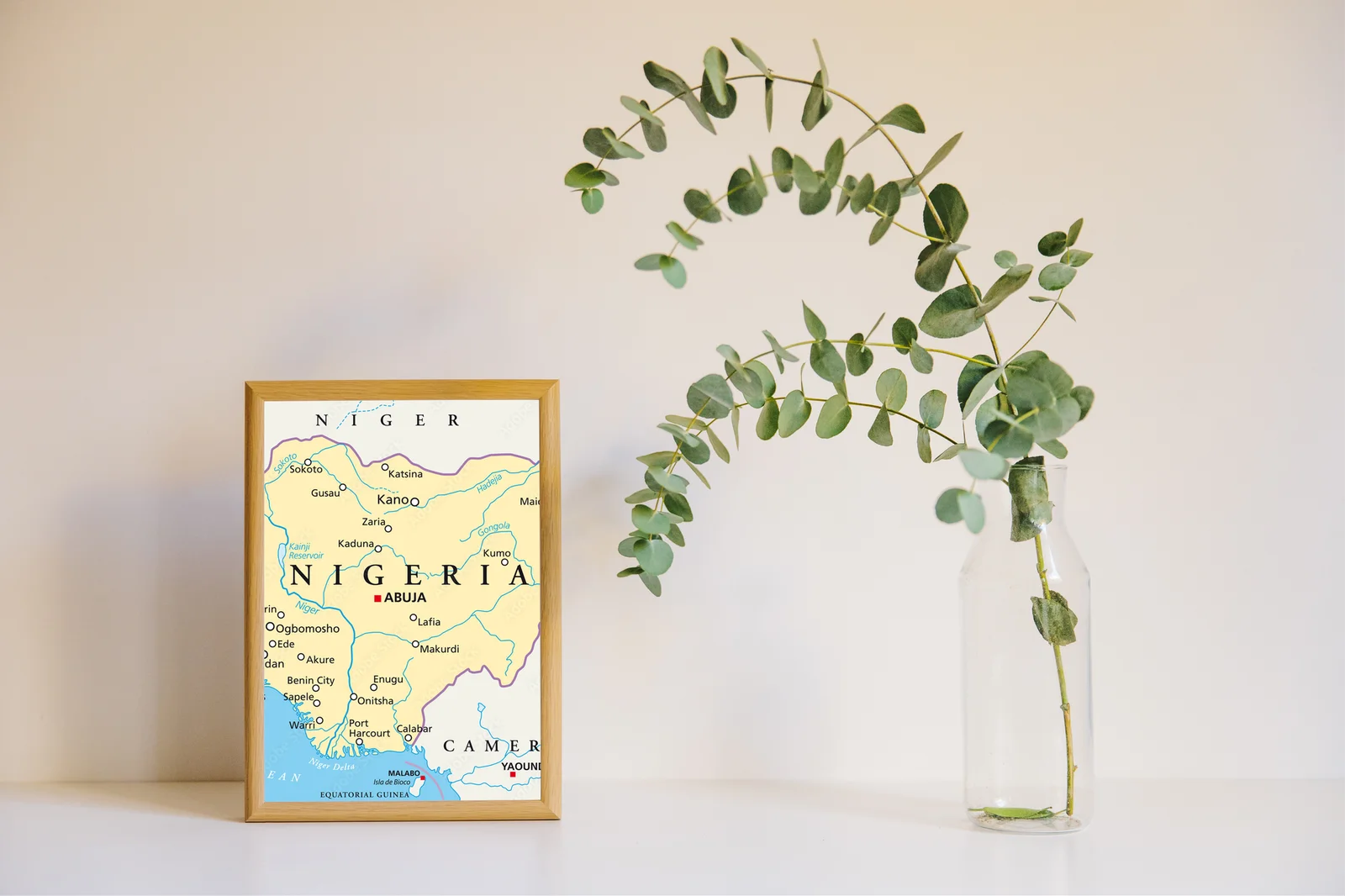 Zachwycająca mapa Nigerii w delikatnych tonacjach