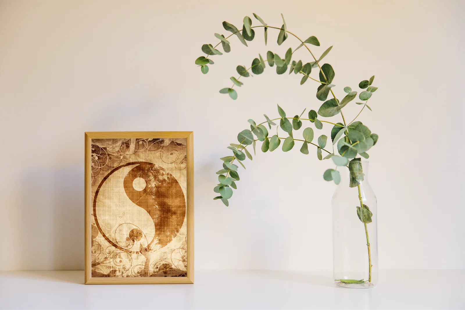 Harmonia w lśniących odcieniach yin yang