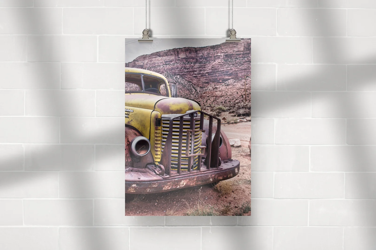 Nostalgiczna podróż w czasie z vintage truckiem